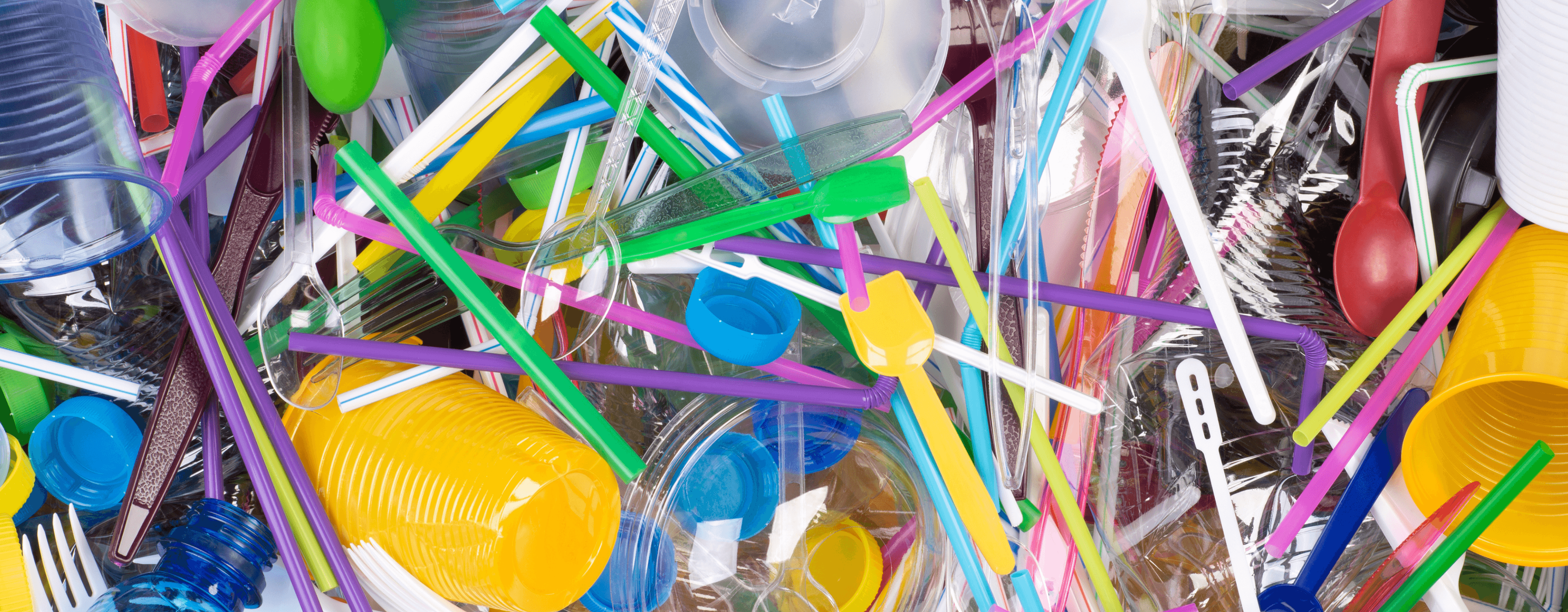 single use plastic products being thrown away